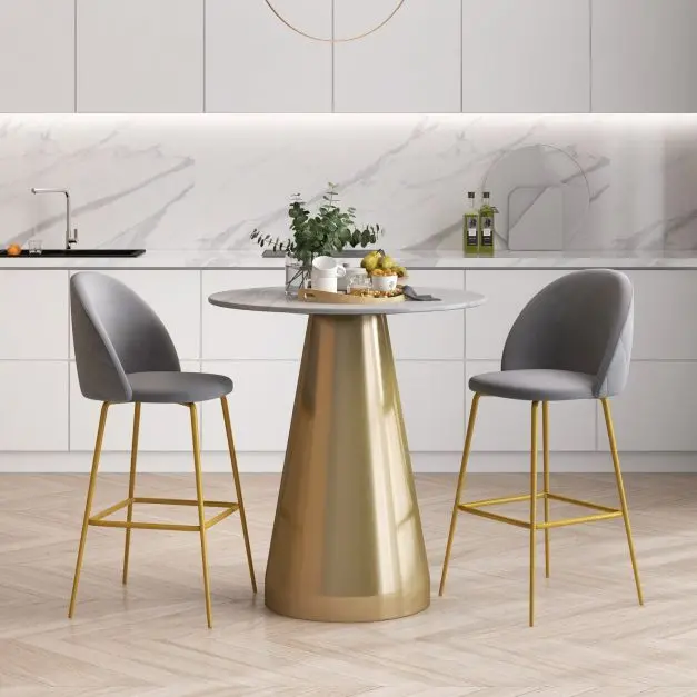 Curved-Back Bar Stool Set Of 4 With Cushioned Seating And Contemporary Design 1